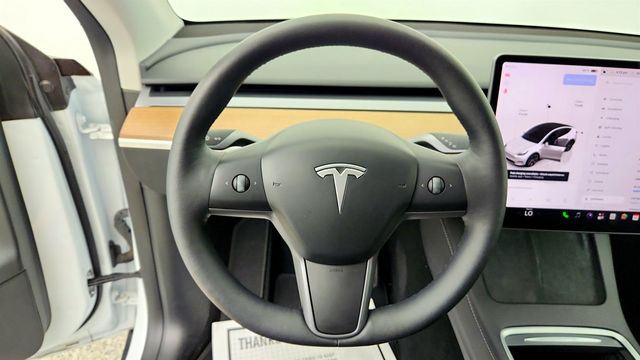 2024 Tesla Model Y Long Range RWD - 23041702 - 12
