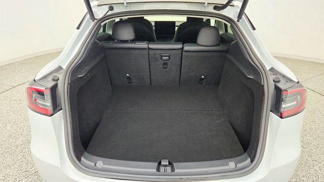 2024 Tesla Model Y Long Range RWD - 23041702 - 24