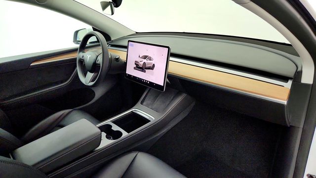2024 Tesla Model Y Long Range RWD - 23041702 - 27