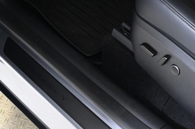 2024 Tesla Model Y Performance - 22986678 - 16