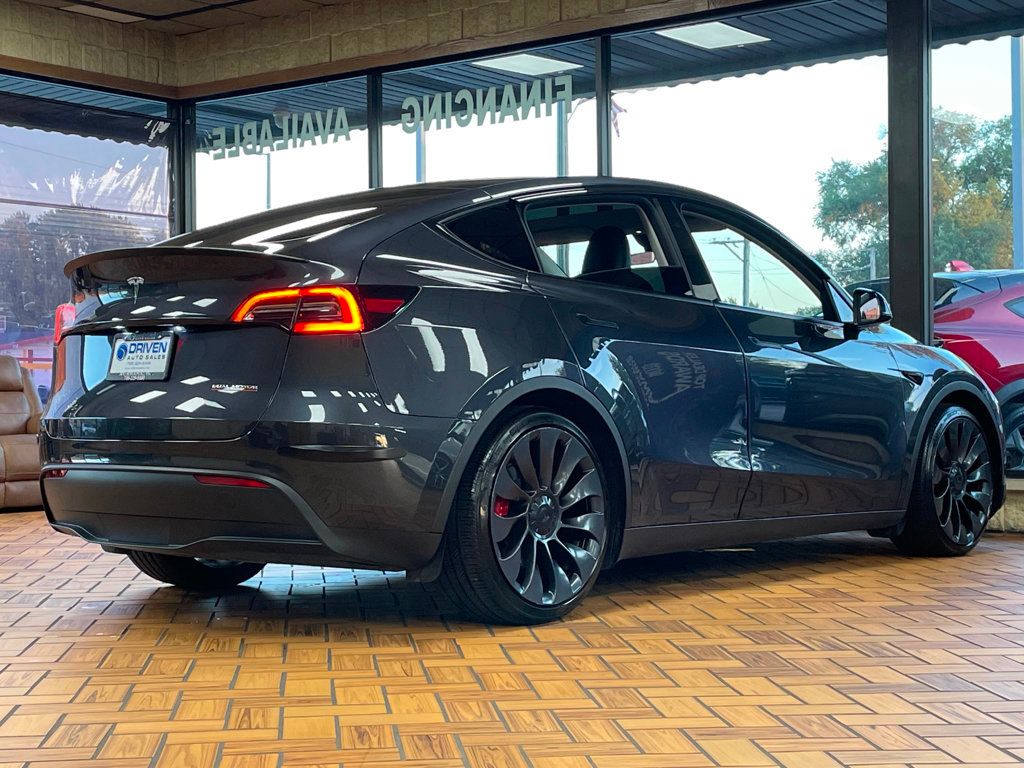 2024 Tesla Model Y Performance photo 14