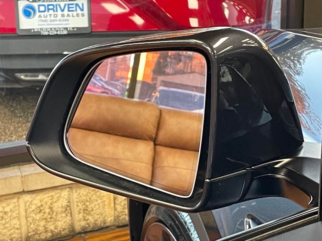 2024 Tesla Model Y Performance photo 21