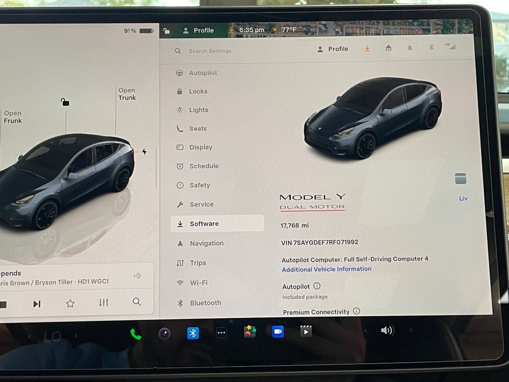 2024 Tesla Model Y Performance photo 40