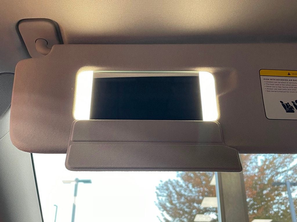 2024 Tesla Model Y Performance photo 45