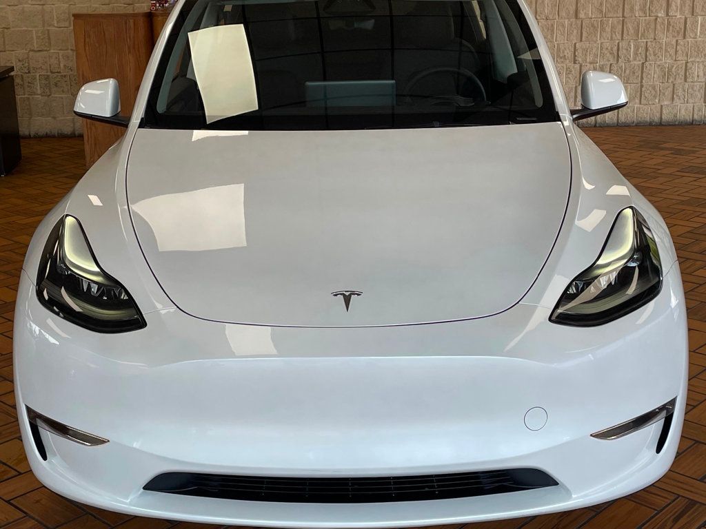 2024 Tesla Model Y Performance photo 4