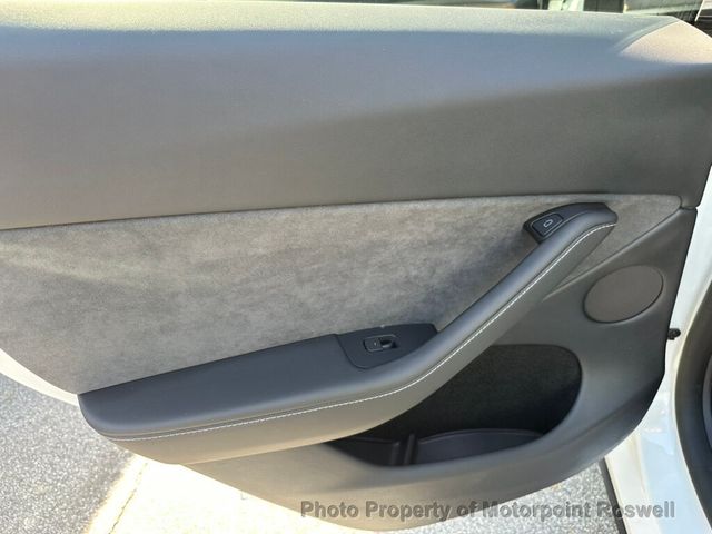 2024 Tesla Model Y Performance AWD - 22931974 - 17