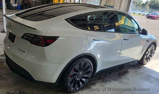 2024 Tesla Model Y Performance AWD - 22931974 - 21