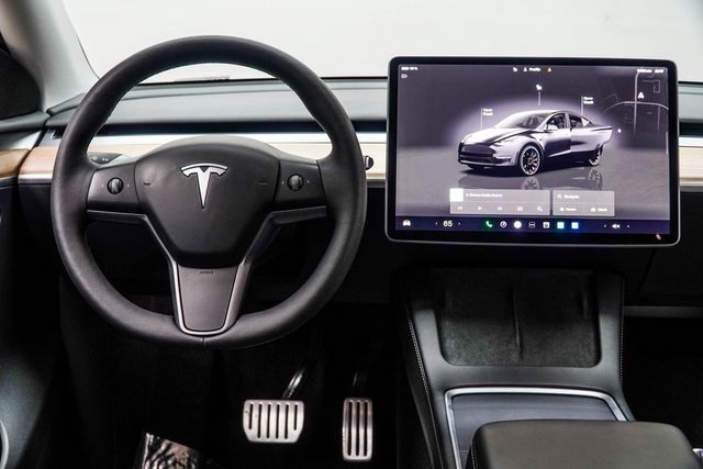 2024 Tesla Model Y Performance AWD - 22982621 - 16