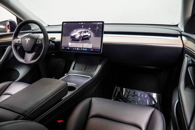 2024 Tesla Model Y Performance AWD - 22982621 - 18