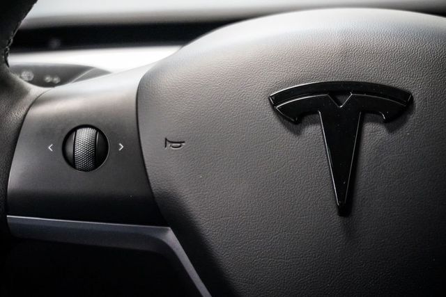 2024 Tesla Model Y Performance AWD - 22998454 - 15