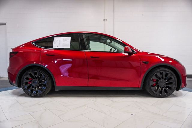 2024 Tesla Model Y Performance AWD - 22998454 - 29