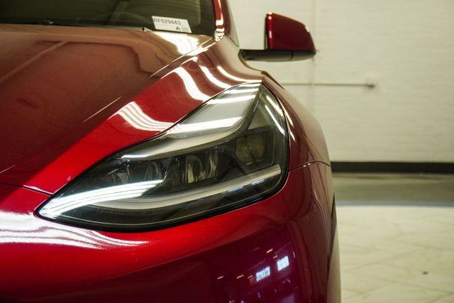 2024 Tesla Model Y Performance AWD - 22998454 - 35