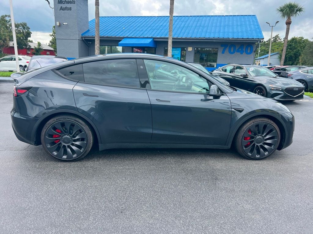 2024 Tesla Model Y Performance AWD - 22594995 - 3