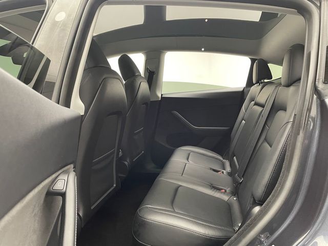 2024 Tesla Model Y Performance AWD - 22985160 - 32