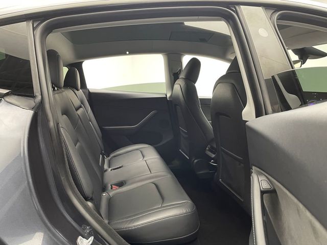 2024 Tesla Model Y Performance AWD - 22985160 - 35