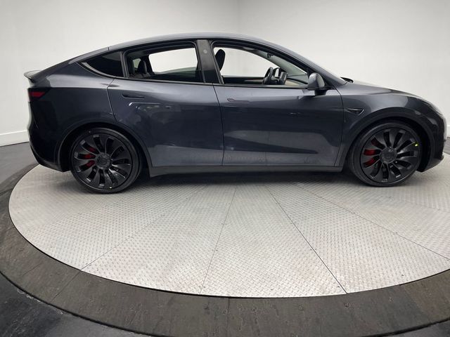 2024 Tesla Model Y Performance AWD - 22985160 - 3