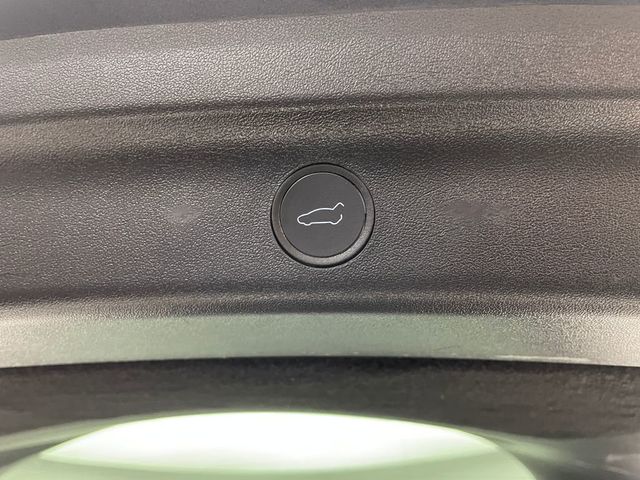 2024 Tesla Model Y Performance AWD - 22985160 - 40