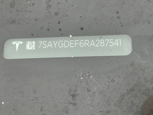 2024 Tesla Model Y Performance AWD - 22985160 - 45