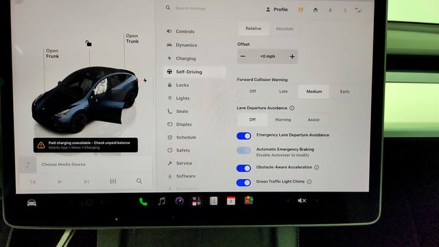 2024 Tesla Model Y Performance AWD w/ White & Black Interior - 23074944 - 19