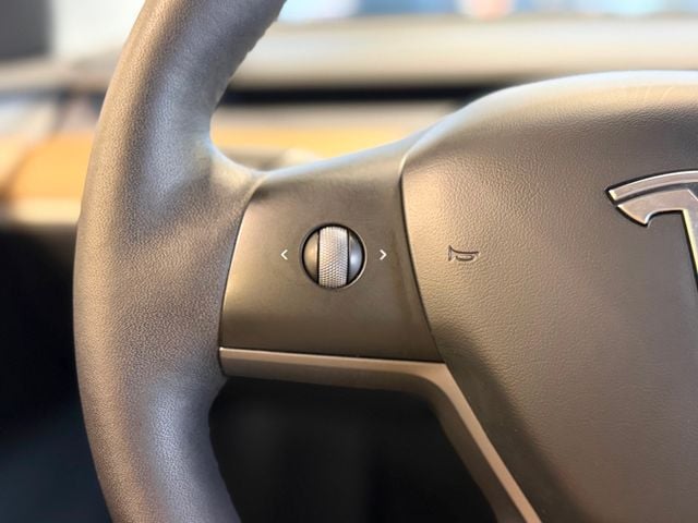 2024 Tesla Model Y RWD - 22995791 - 24