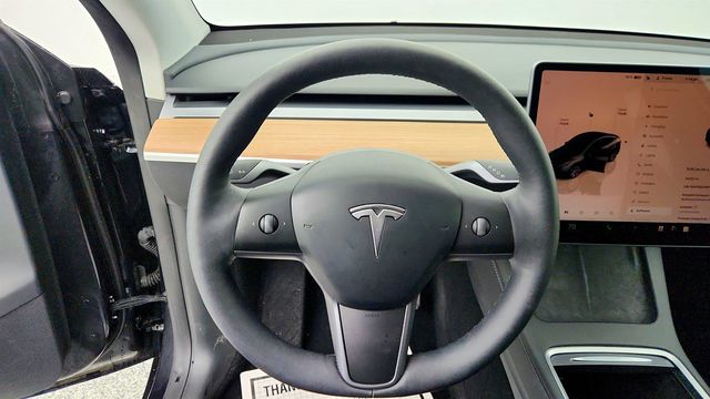 2024 Tesla Model Y RWD *Ltd Avail* - 22963626 - 13