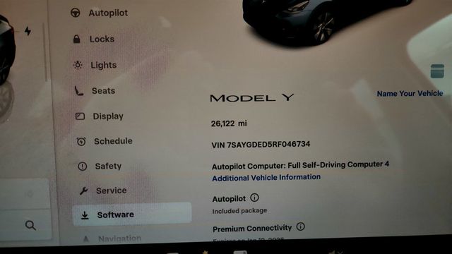 2024 Tesla Model Y RWD *Ltd Avail* - 22963626 - 14