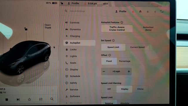 2024 Tesla Model Y RWD *Ltd Avail* - 22963626 - 19