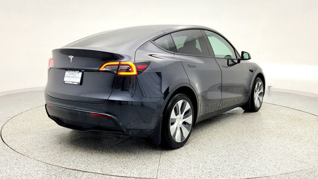 2024 Tesla Model Y RWD *Ltd Avail* - 22963626 - 4