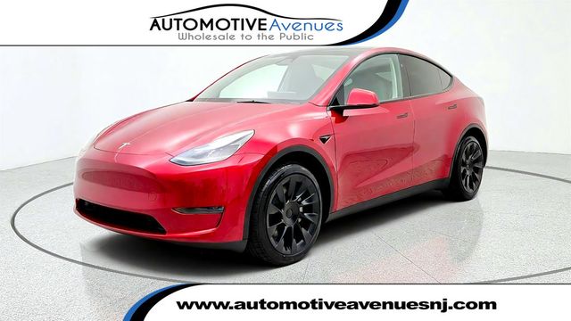 2024 Tesla Model Y RWD *Ltd Avail* w/ 20'' Induction Wheels - 23082305 - 0