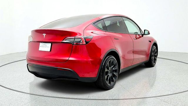 2024 Tesla Model Y RWD *Ltd Avail* w/ 20'' Induction Wheels - 23082305 - 4
