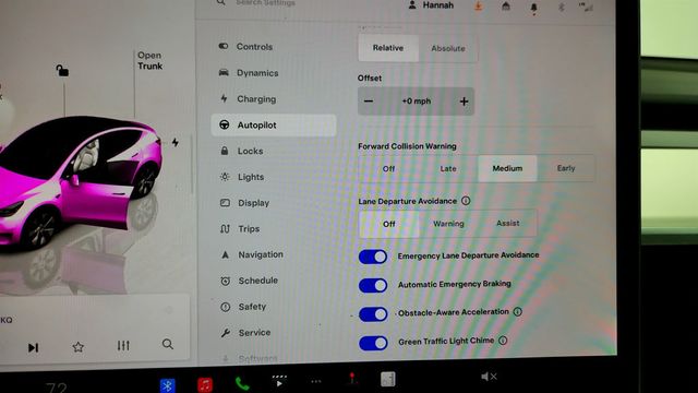 2024 Tesla Model Y RWD *Ltd Avail* with White & Black Premium Interior - 22967932 - 18