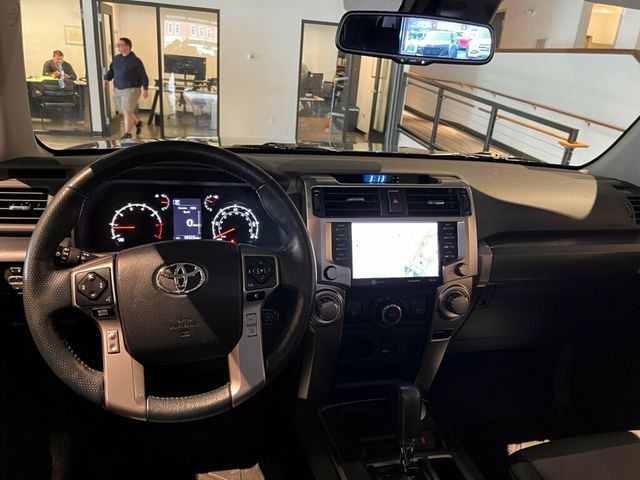 2024 Toyota 4Runner LocalTrade/4x4/SR5/HtdSeats/AdapCruise/AppleCarplay/AndroidAuto - 22983844 - 9