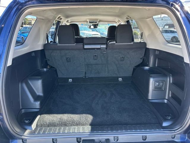 2024 Toyota 4Runner SR5 2WD - 22919465 - 18