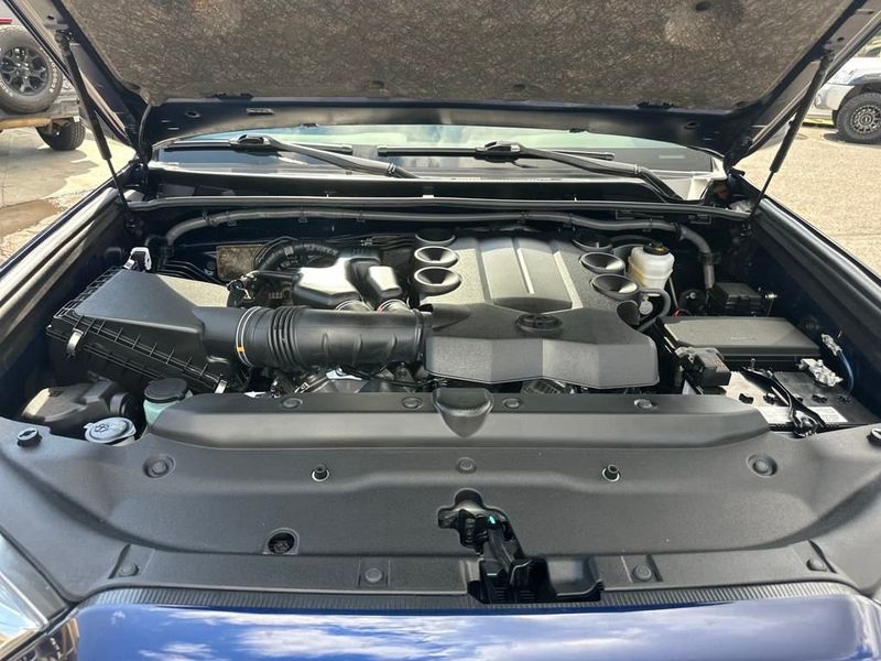 2024 Toyota 4Runner SR5 2WD photo 19