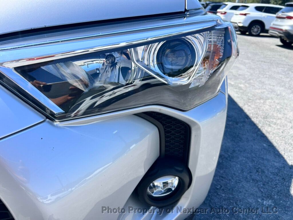 2024 Toyota 4Runner SR5 2WD photo 8
