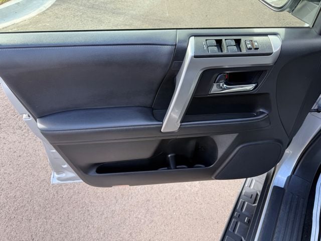 2024 Toyota 4Runner SR5 4WD - 22992481 - 2