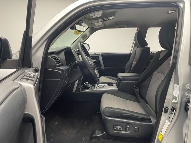 2024 Toyota 4Runner SR5 4WD - 22977922 - 11