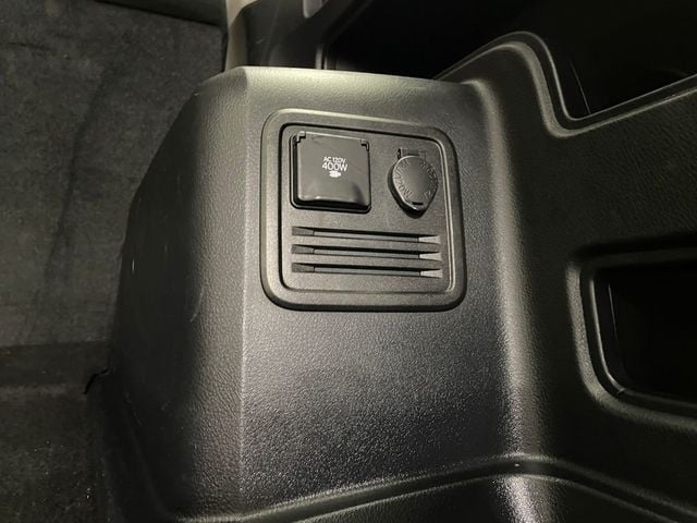2024 Toyota 4Runner SR5 4WD - 22977922 - 39