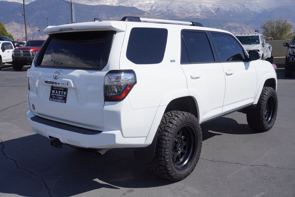 2024 Toyota 4Runner SR5 PREMIUM - 22928053 - 10