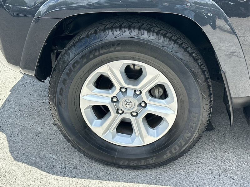 2024 Toyota 4Runner SR5 Premium 2WD - 23026316 - 10