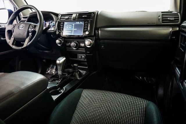 2024 Toyota 4Runner TRD Off Road 4WD - 22995370 - 10