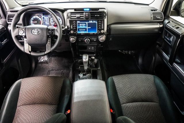 2024 Toyota 4Runner TRD Off Road 4WD - 22995370 - 12