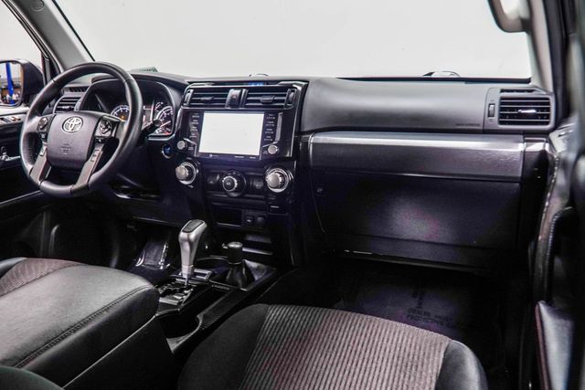 2024 Toyota 4Runner TRD Off Road 4WD - 23010562 - 18