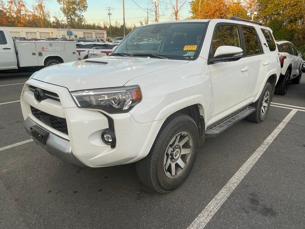 2024 Toyota 4Runner TRD Off Road Premium 4WD - 22647855 - 11