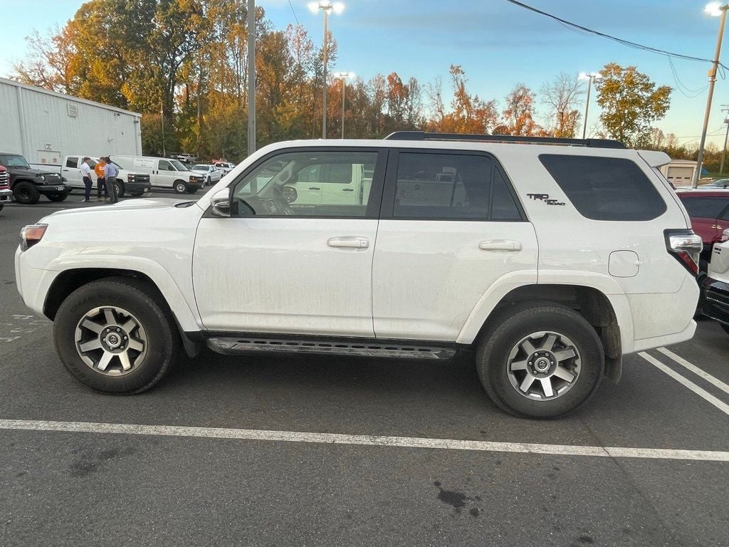 2024 Toyota 4Runner TRD Off Road Premium 4WD - 22647855 - 12