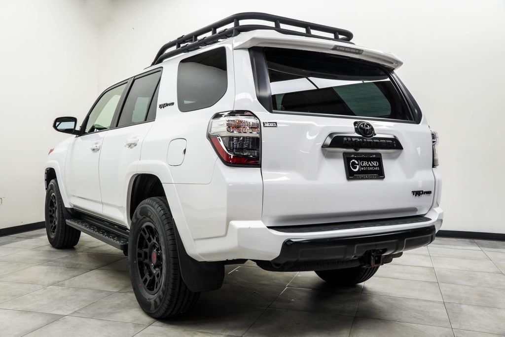 Toyota 4Runner photo 10
