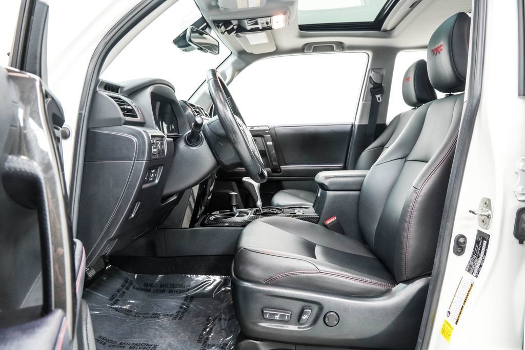 Toyota 4Runner photo 15
