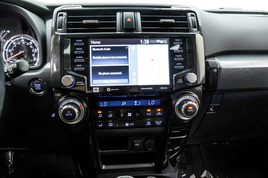 Toyota 4Runner photo 26