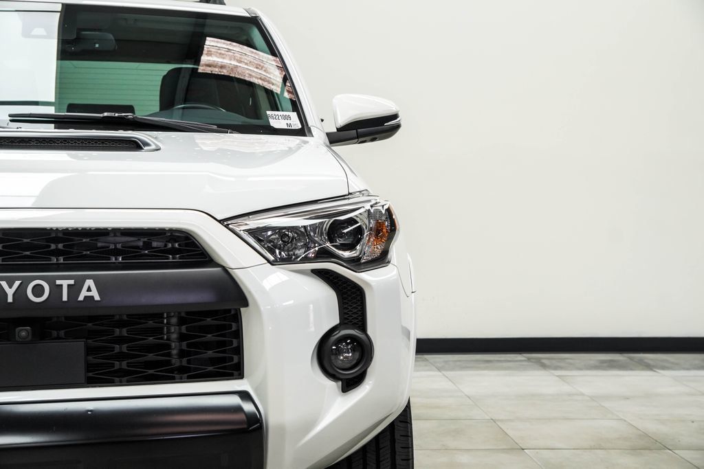 Toyota 4Runner photo 6