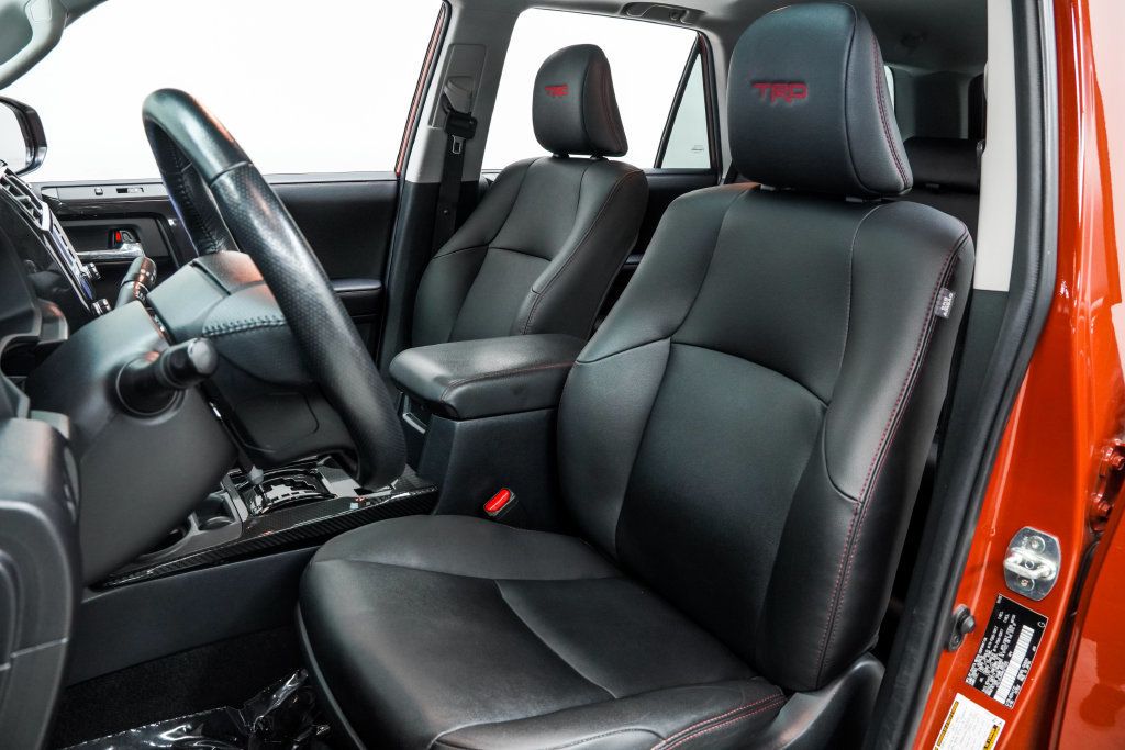 Toyota 4Runner photo 16